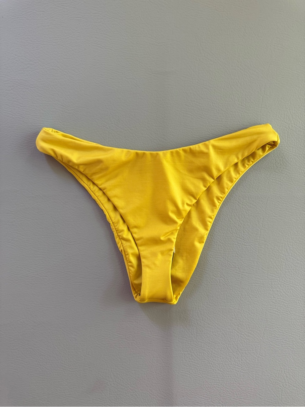 Patagonia Women's Upswell Yellow Bikini Bottoms Sz Small New no Tag Style #72255